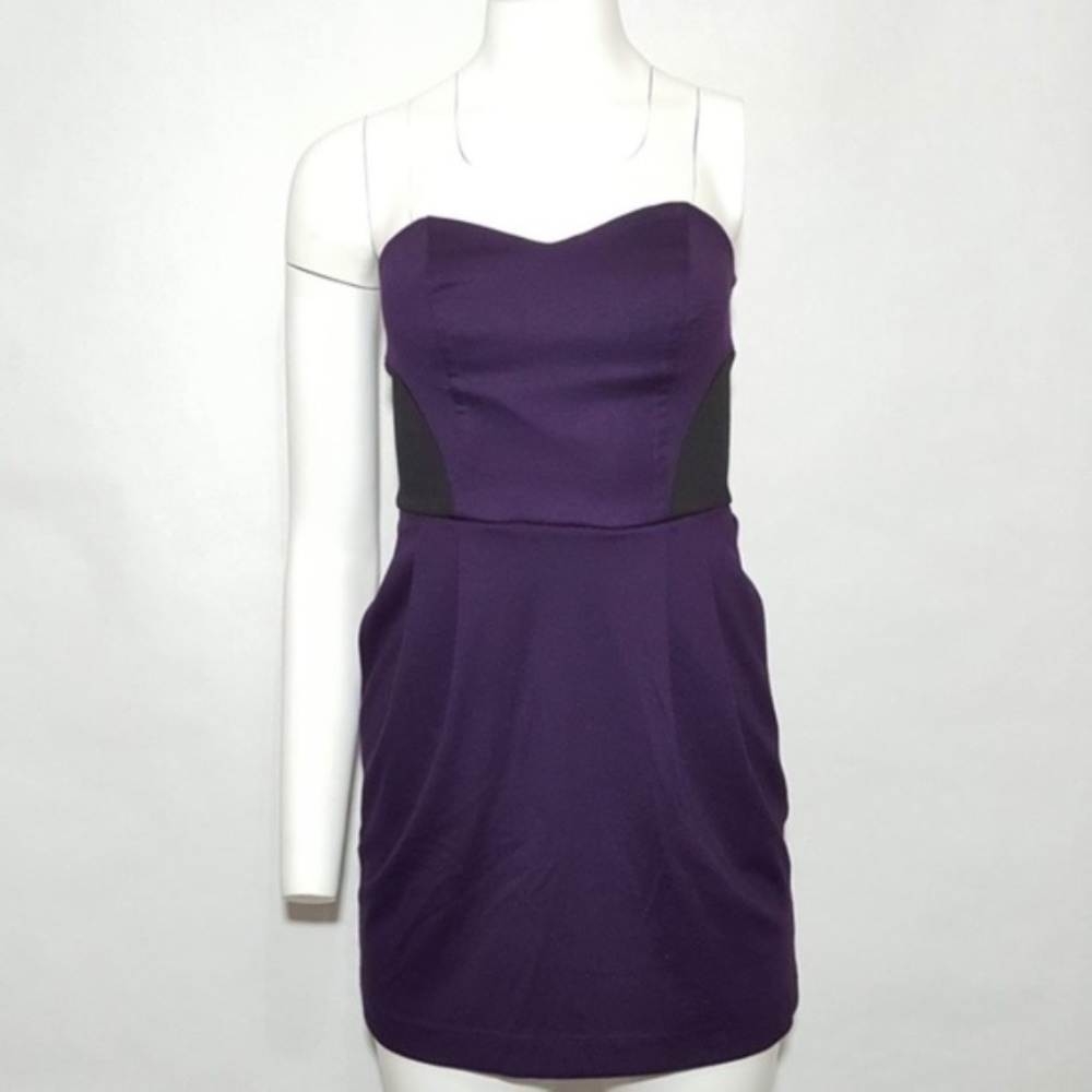 579 Strapless Dress with Pockets